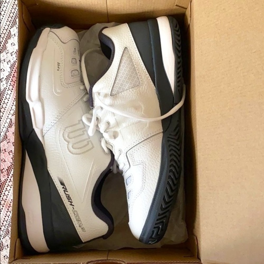 NEW Wilson Tennis Shoes Size 9 men / 10.5 women